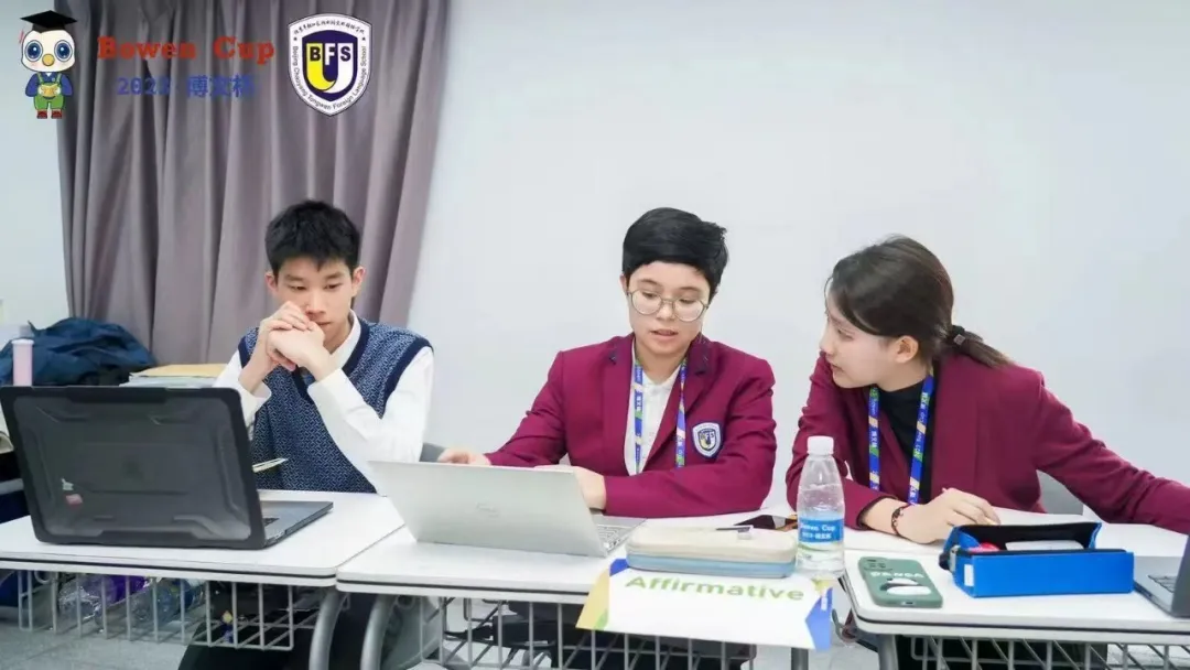 1762917971502899.png 1762917971502899.png